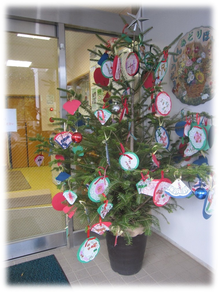 クリスマス礼拝 改装工事を終えて | 同仁美登里保育園